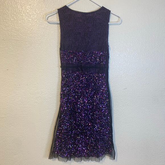 Gianfranco Ferre Vintage Purple Sequined Knee Length Dress EU 40 (US Size 8) - Picture 14 of 14